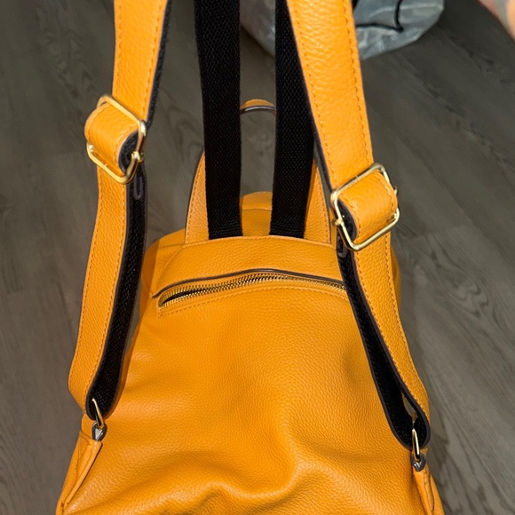 Steve Madden Backpack - Picture 8 of 14